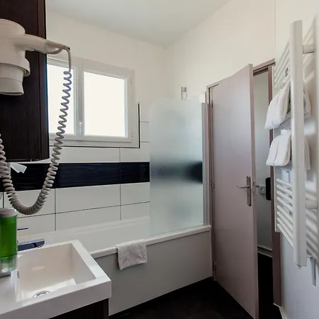 The Originals City, De L'europe, Saint-nazaire Hotel 3*