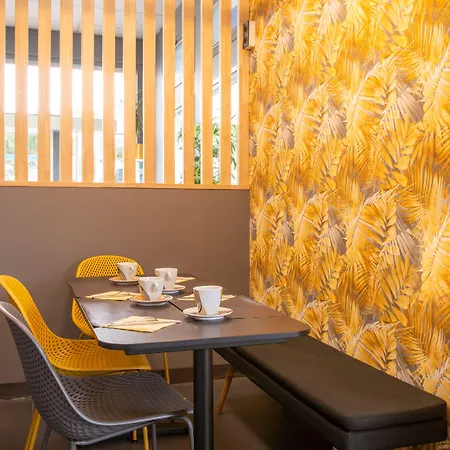 The Originals City, De L'europe, Saint-nazaire Отель Сен-Назер